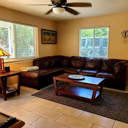 Sacred Mtn River Suites Kernville Bagian luar foto
